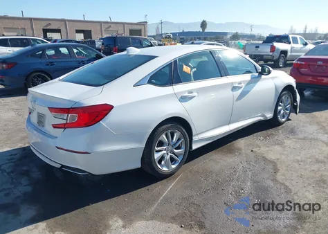 2018 Honda Accord Lx z USA, uszkodzony, nr VIN 1HGCV1F10JA138333